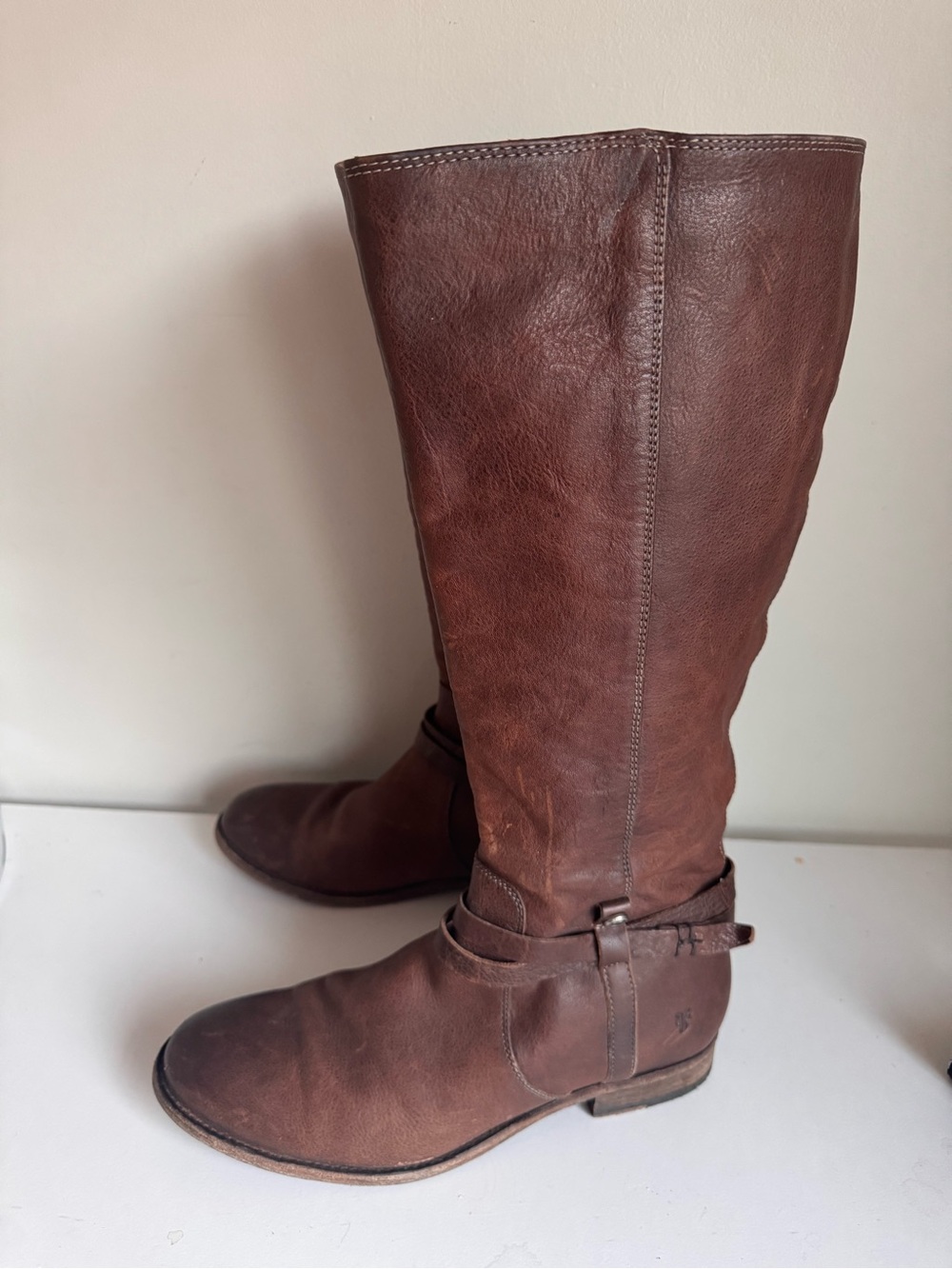 Frye Women's Melissa Belted Leather Equestrian Riding Timeless Tall Boots 9.5